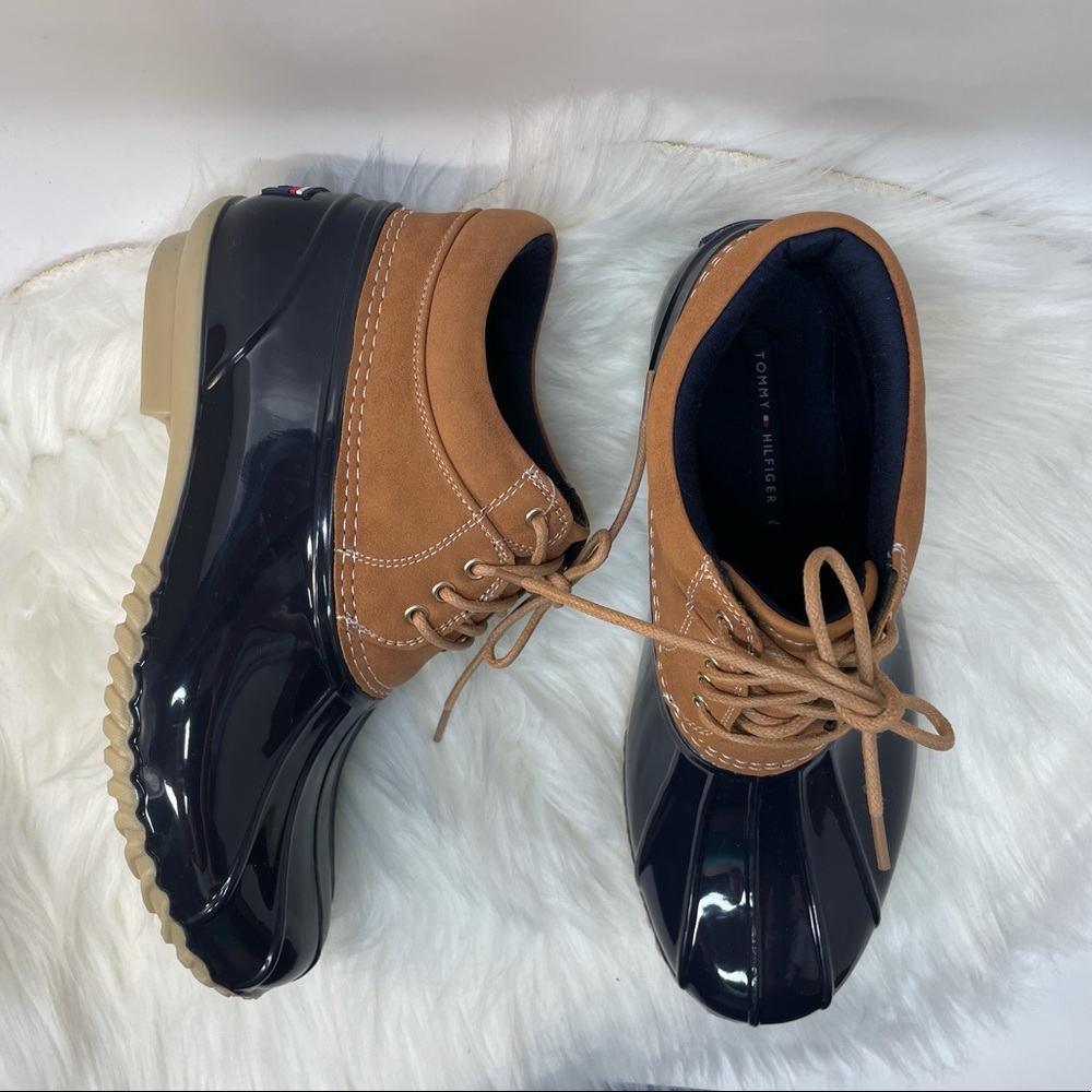 Tommy Hilfiger Low Cut Duck Boots Women's Waterproof Winter Rain Boots